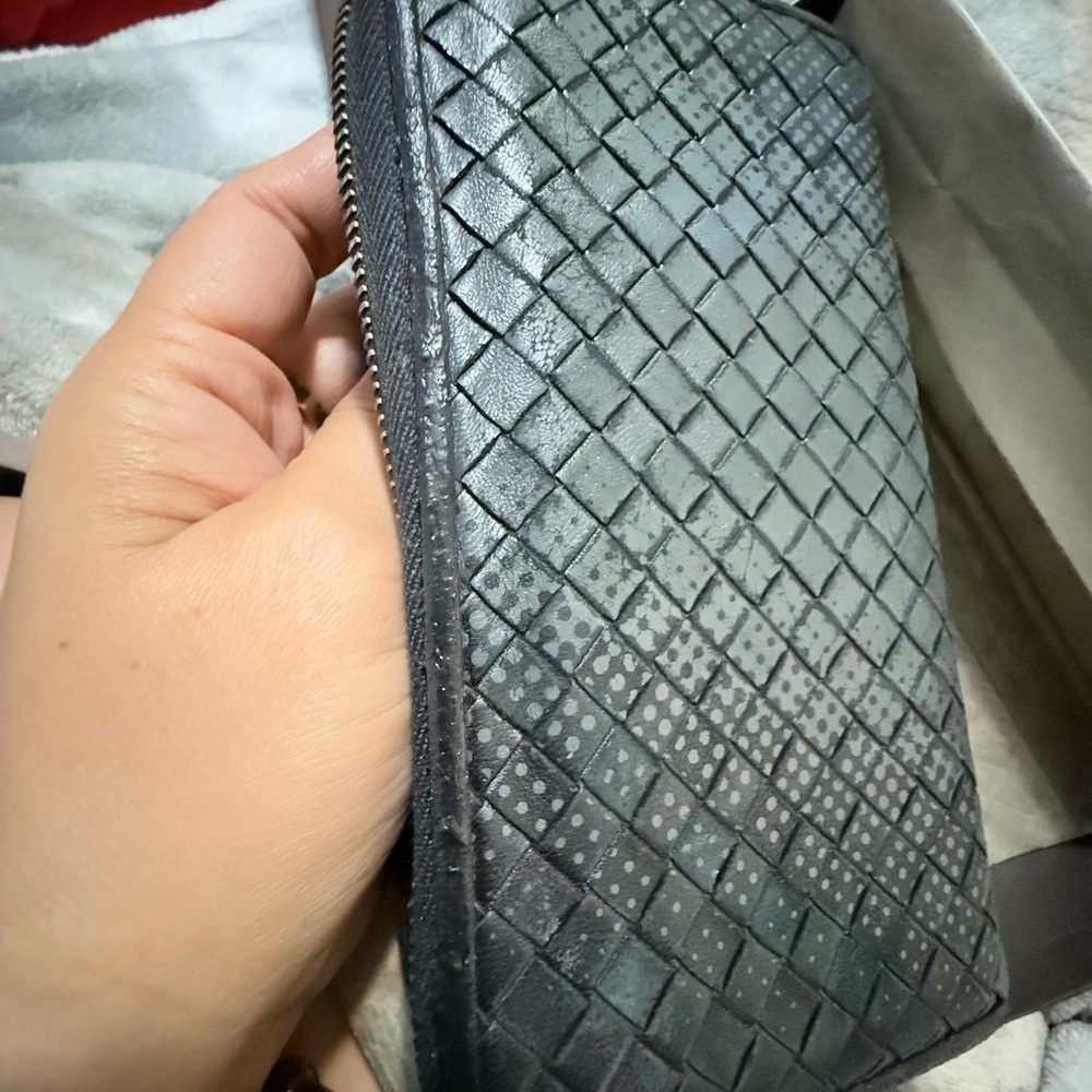 Bottega Veneta  Leather Wallet - Picture 14 of 15